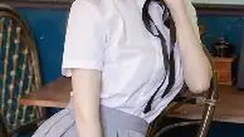 陈思诚公开点赞前妻佟丽娅演技，称赞其艺名丫丫